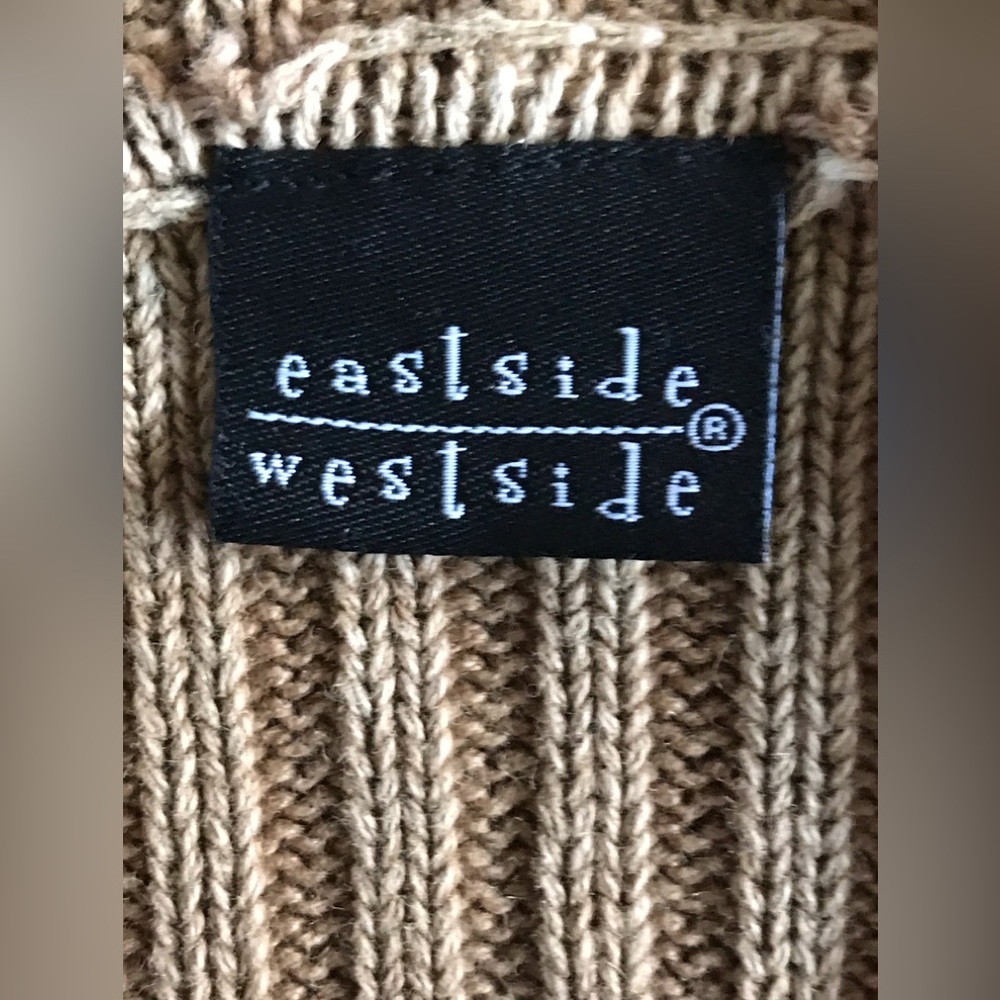 east side westside size L hooded Beige jacket closed in the front with zipper - Picture 12 of 14